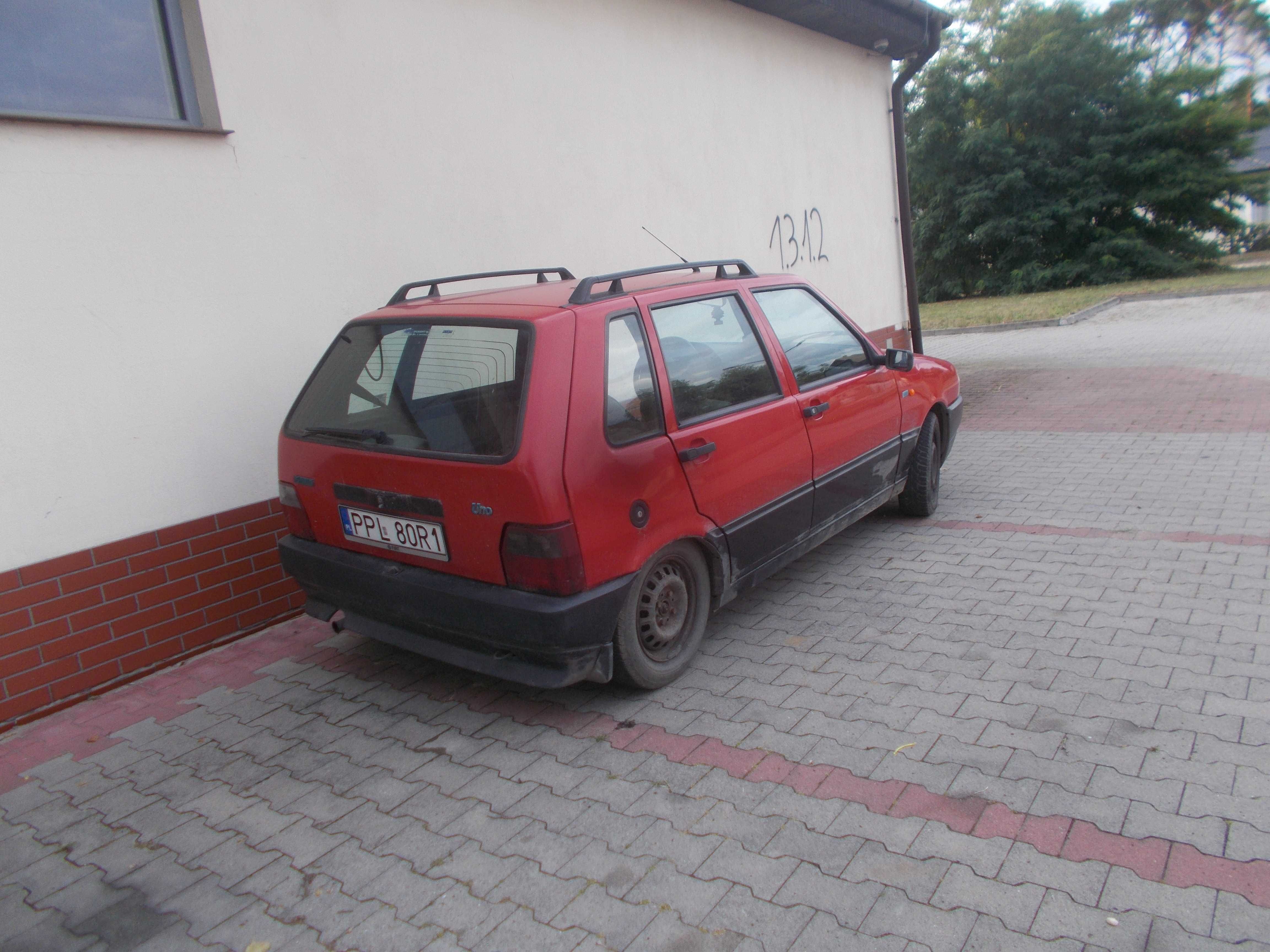 Fiat Uno Na Częsci 1,4 benzyna 70 Konny 5 Drzwiowy Czerwony