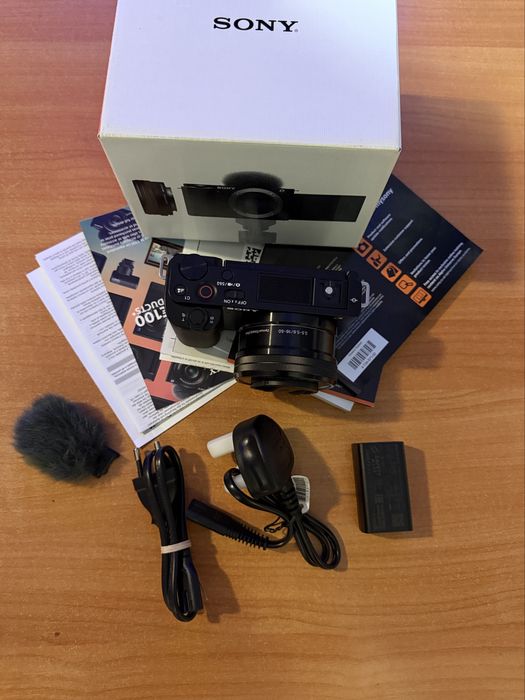 Aparat Sony ZV-E10 - stan idealny we Wrocławiu