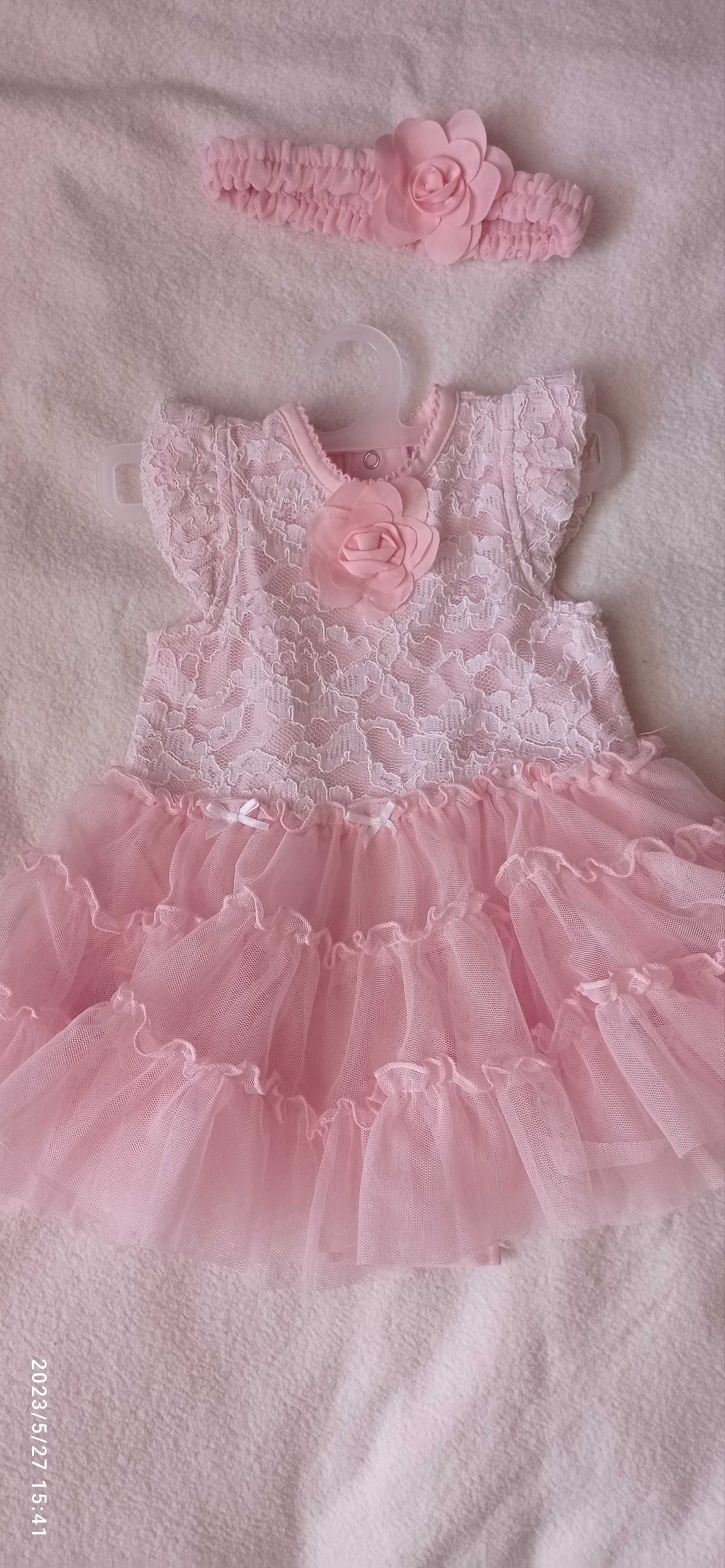 Sukienka dla niemowlaka