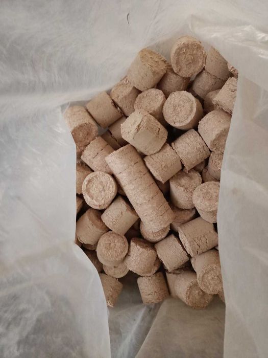 Топливные Брикеты - древесные Твердые Породы паливні брикети
