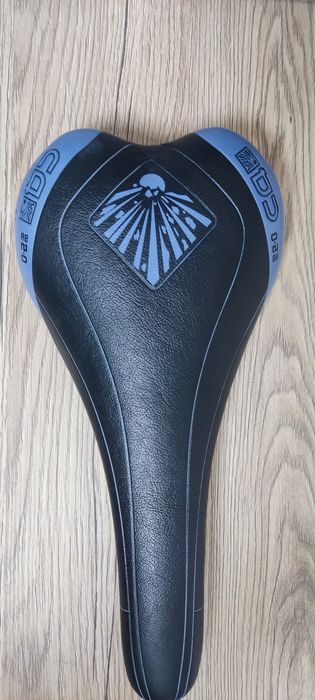 Сідло велосипеда