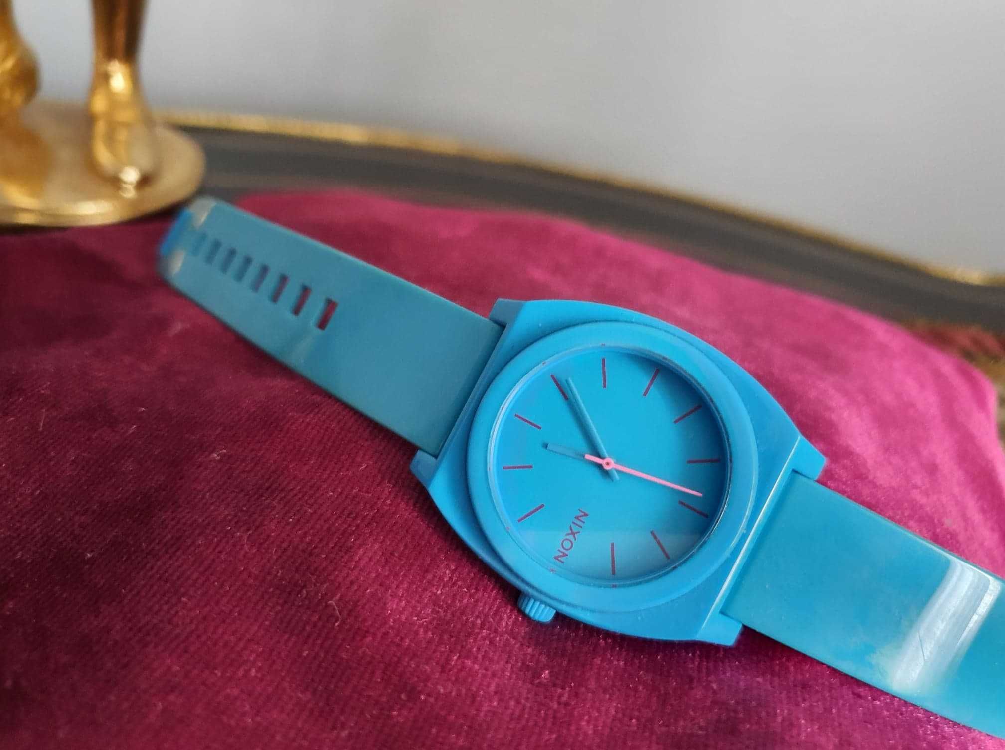 NIXON The Time Teller P 100 M Polycarbonate JAPAN