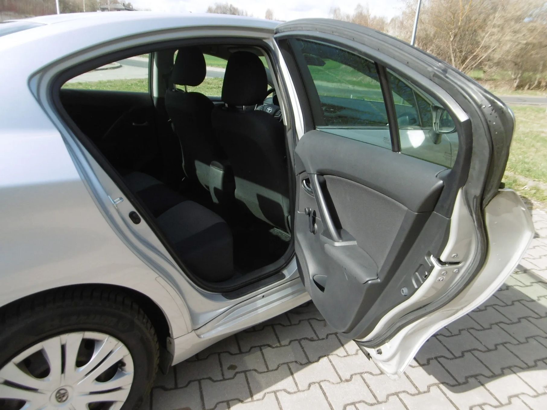 Toyota Avensis Toyota Avensis 1.6 132 KM w wersji Active, Salon PL, Faktura VAT-marża