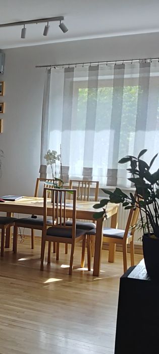Stół IKEA BJURSTA rozkładany  +6 krzeseł