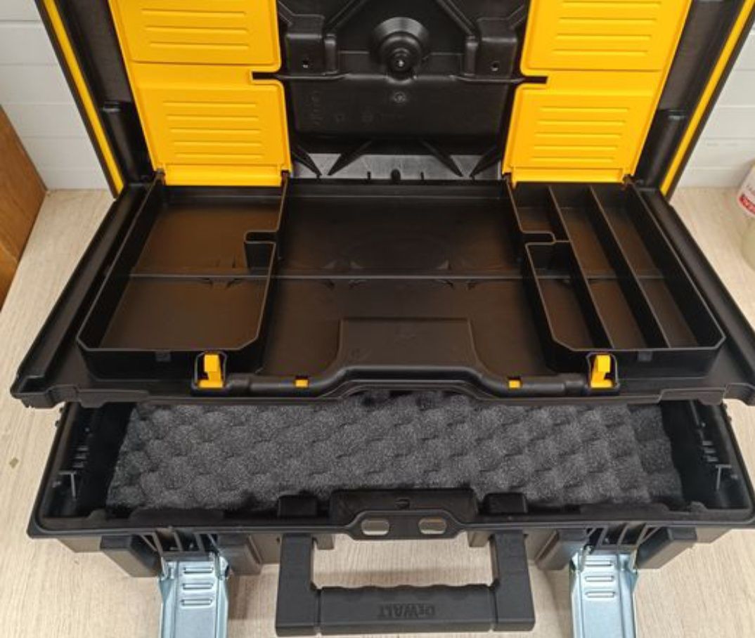 Walizka uniwersalna Though system DeWalt
