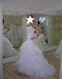 Suknia ślubna Vanessa 36 38 40 wiązana tren falbany biała hiszpanka