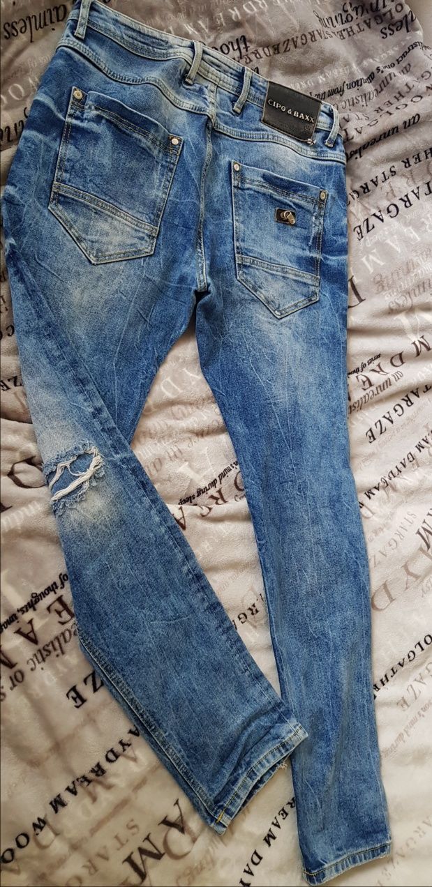 Jeansy męskie Cipo Baxx r. 32/32