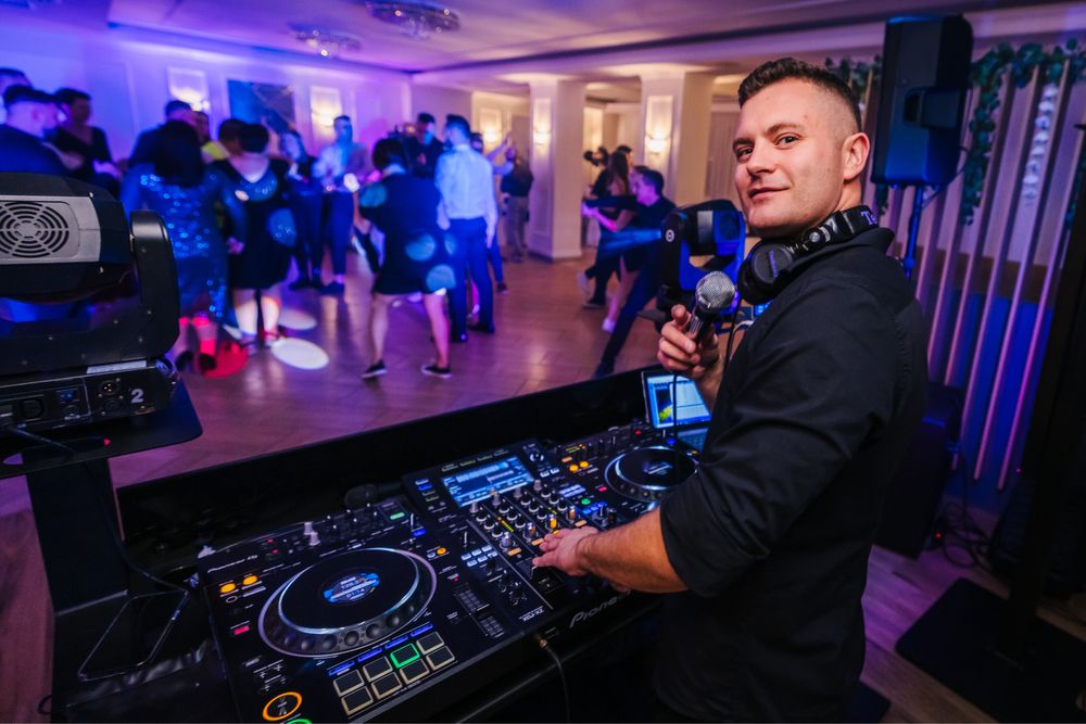 DJ DANLEY – Profesjonalna oprawa muzyczna Twojej imprezy