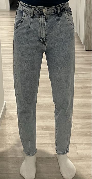 It’s basic джинси, 32 розмір —  у відмінному стані