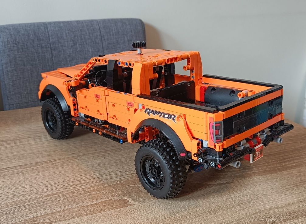 Klocki Technic Ford Raptor 42126