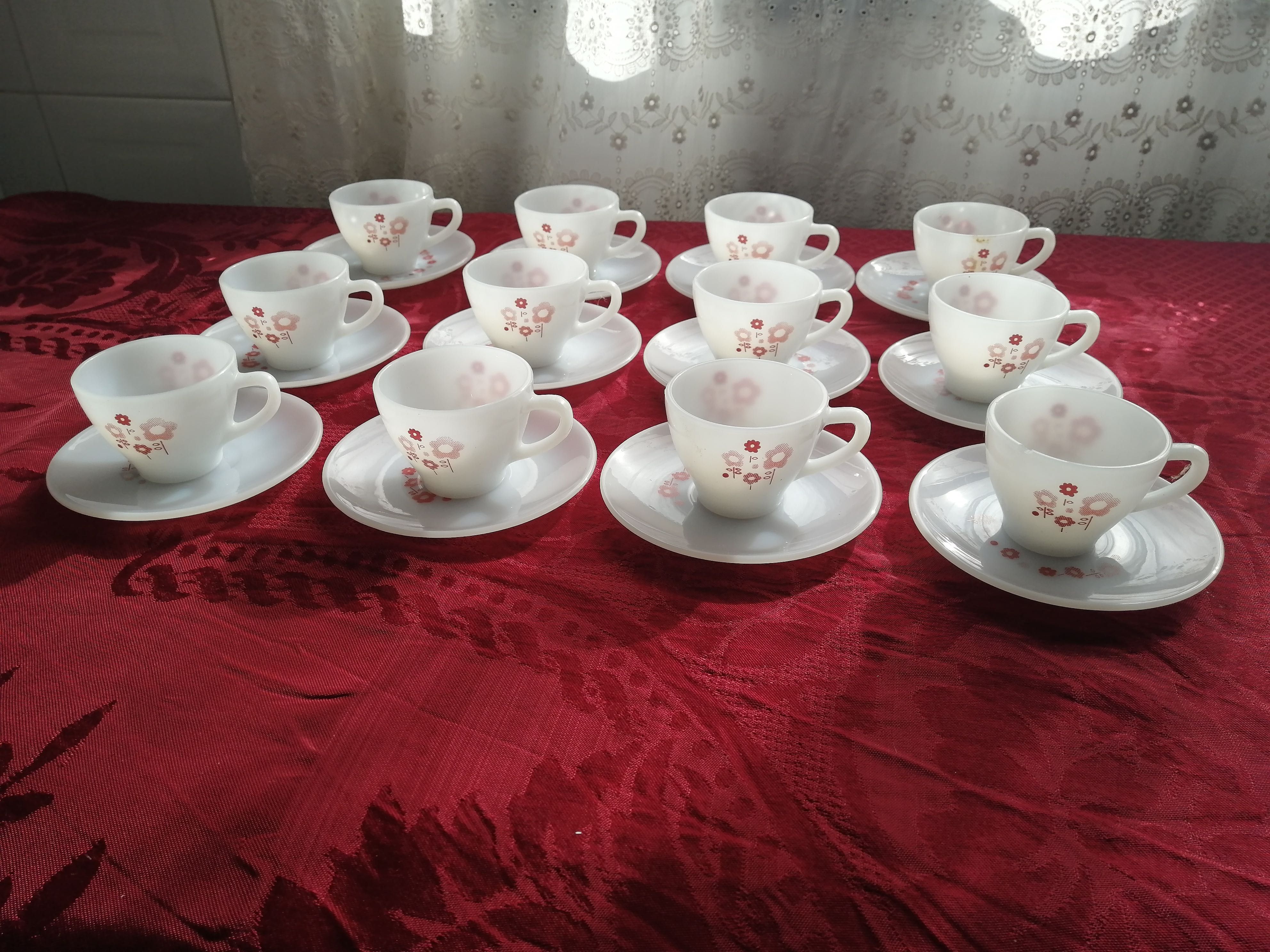 conjunto de  12 chávenas de café