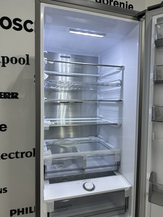 Холодильник Samsung новий RB38C776CS9