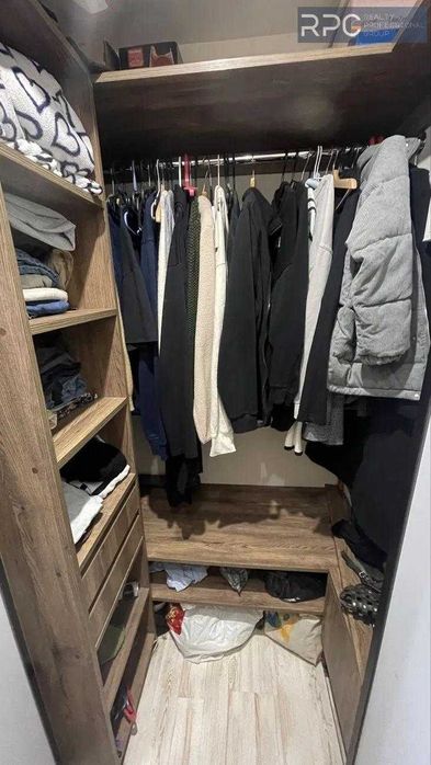 Продам 1-к квартиру, навпроти ТРЦ РЕСПУБЛІКА, вул. Василя Касіяна, 10