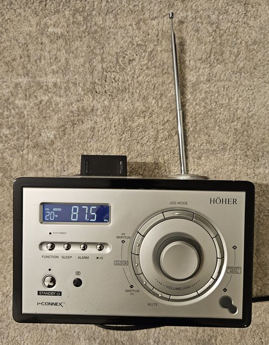 Rádio com IPOD docking station e despertador