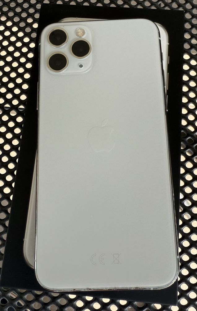 telefon Apple iPhone 11 PRO 64GB Silver - 100% sprawny i ZADBANY