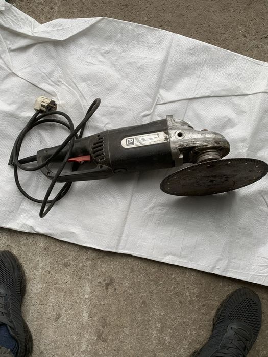 Продам  болгарки, всі питання по телефону