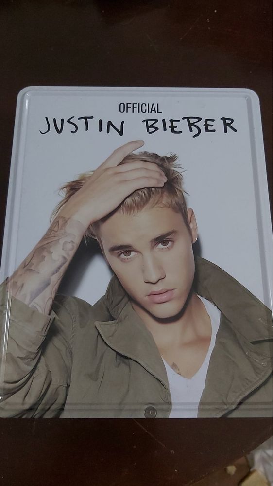 justin bieber oficial fan activity book