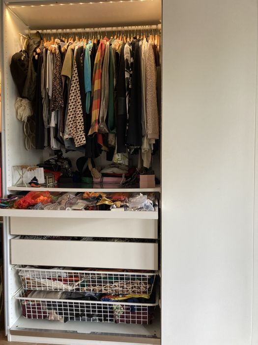 Armário Ikea dos sonhos,todo completo e facil de encontrar tudo !