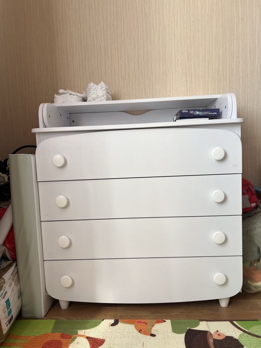 Пеленаторний столик+ пеленатор, нічник, ванночка