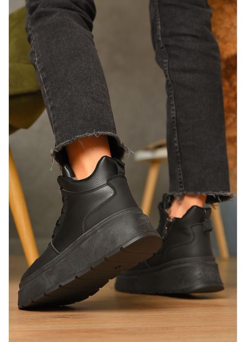 Зимові кросівки хайтопи на платформі чорні жіночі 36,37