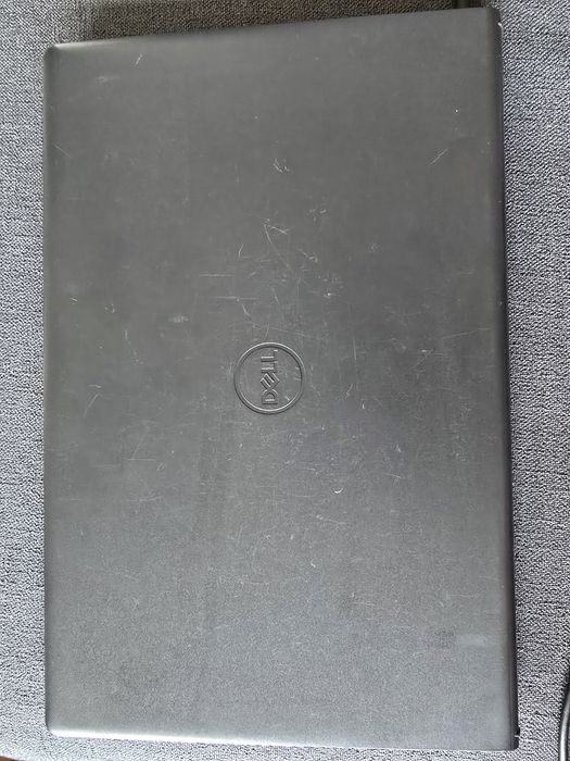 Laptop DELL Inspiron 15/35