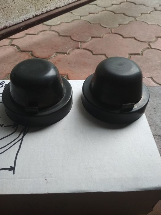 Заглушка на фару