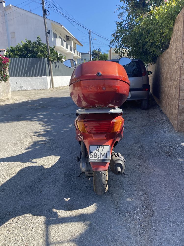 Piaggio sfera 125