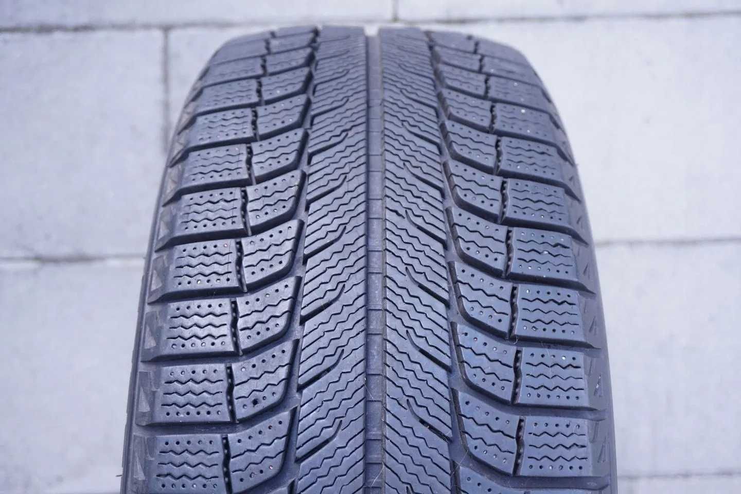 Michelin X-ICE 2 215/55/16 97T XL