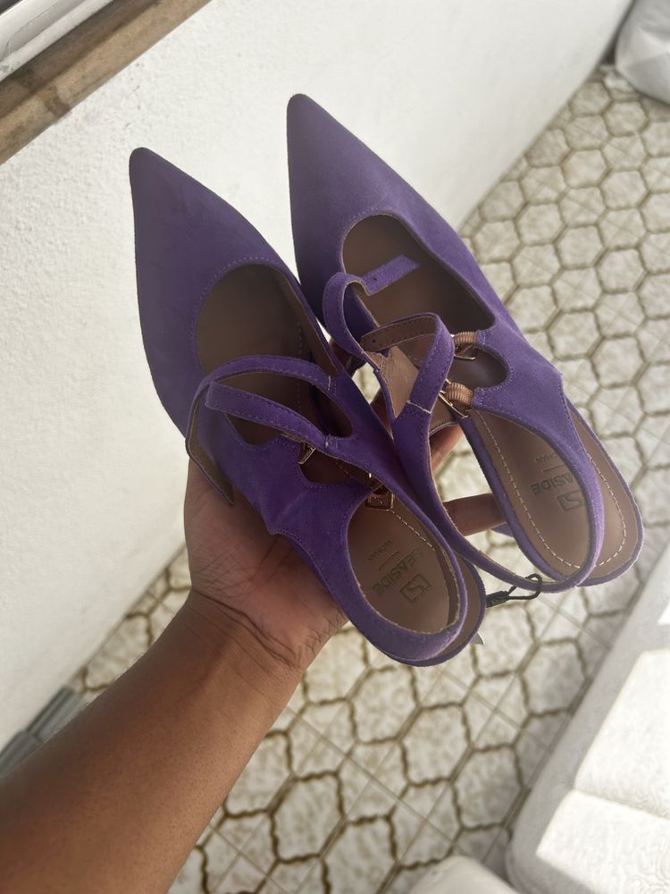 Sapatos nunca usados com etiqueta