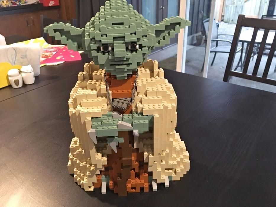 Lego Star Wars 7194 Yoda UCS unikat kolekcjonerski z 2002 rok