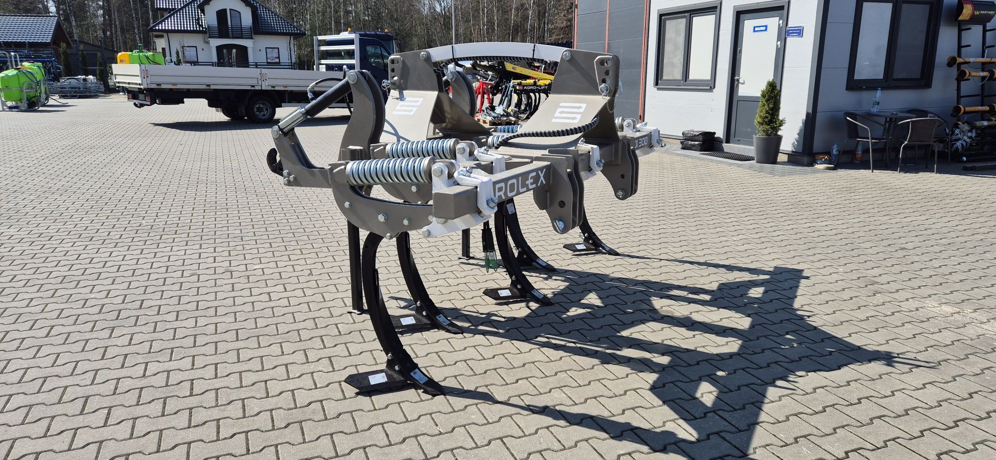 KBOI300 Rolex Kultywator bezorkowy z możliwością agregacji Agro-Lift