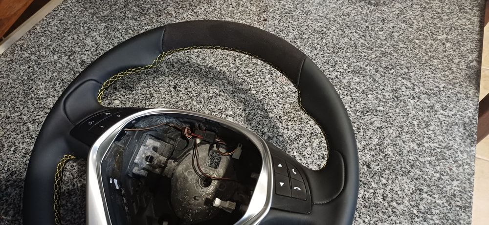 Volante Alfa Giulietta Mito Quadrifoglio