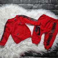 Komplet niemowlęcy dla dziecka bluza + spodnie czerwony 80/86