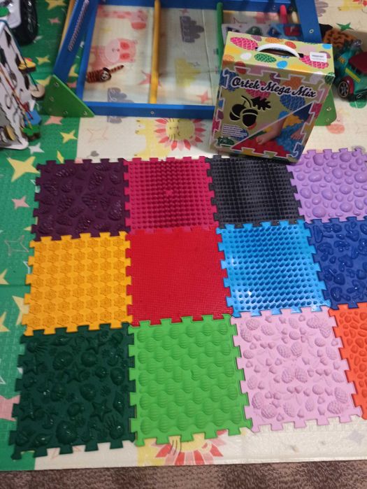 Ортопедичний килимок "Ortek" 12 пазлів