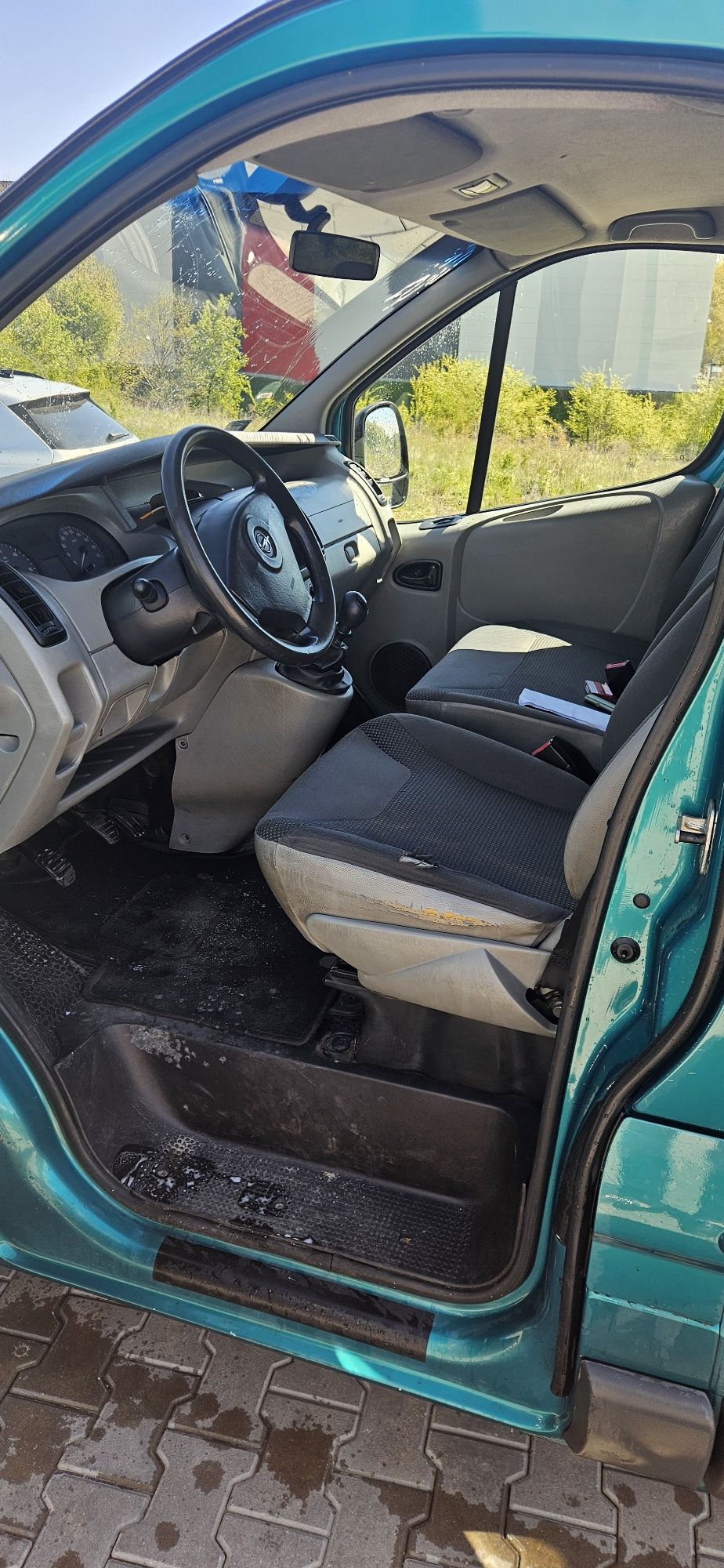 Opel Vivaro  9 osób dobry stan