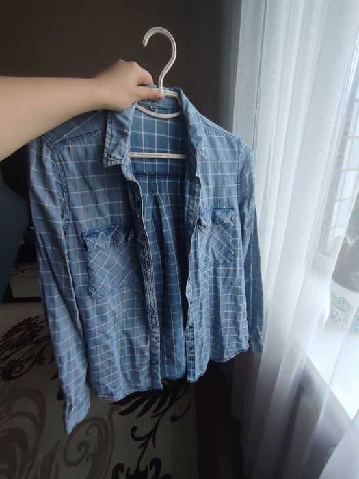 Жіноча рубашка під джинс
