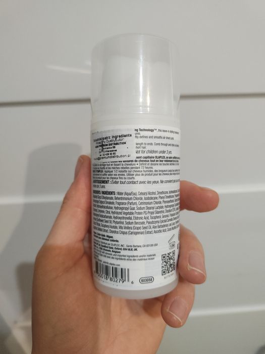 Krem wygładzający do włosów Olaplex N.6 Bond Smoothing 100 ml