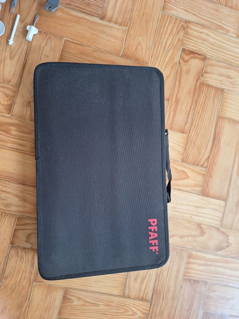 Maquina de costura pfaff passport 2.0