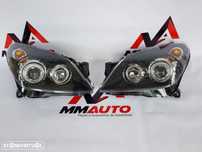 Faróis Angel Eyes Opel Astra H Fundo Preto