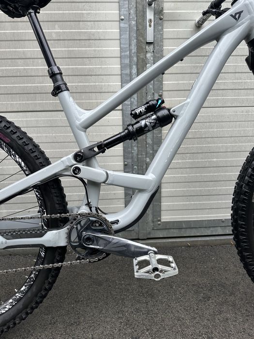Rower enduro YT CAPRA Core 2 M 2023