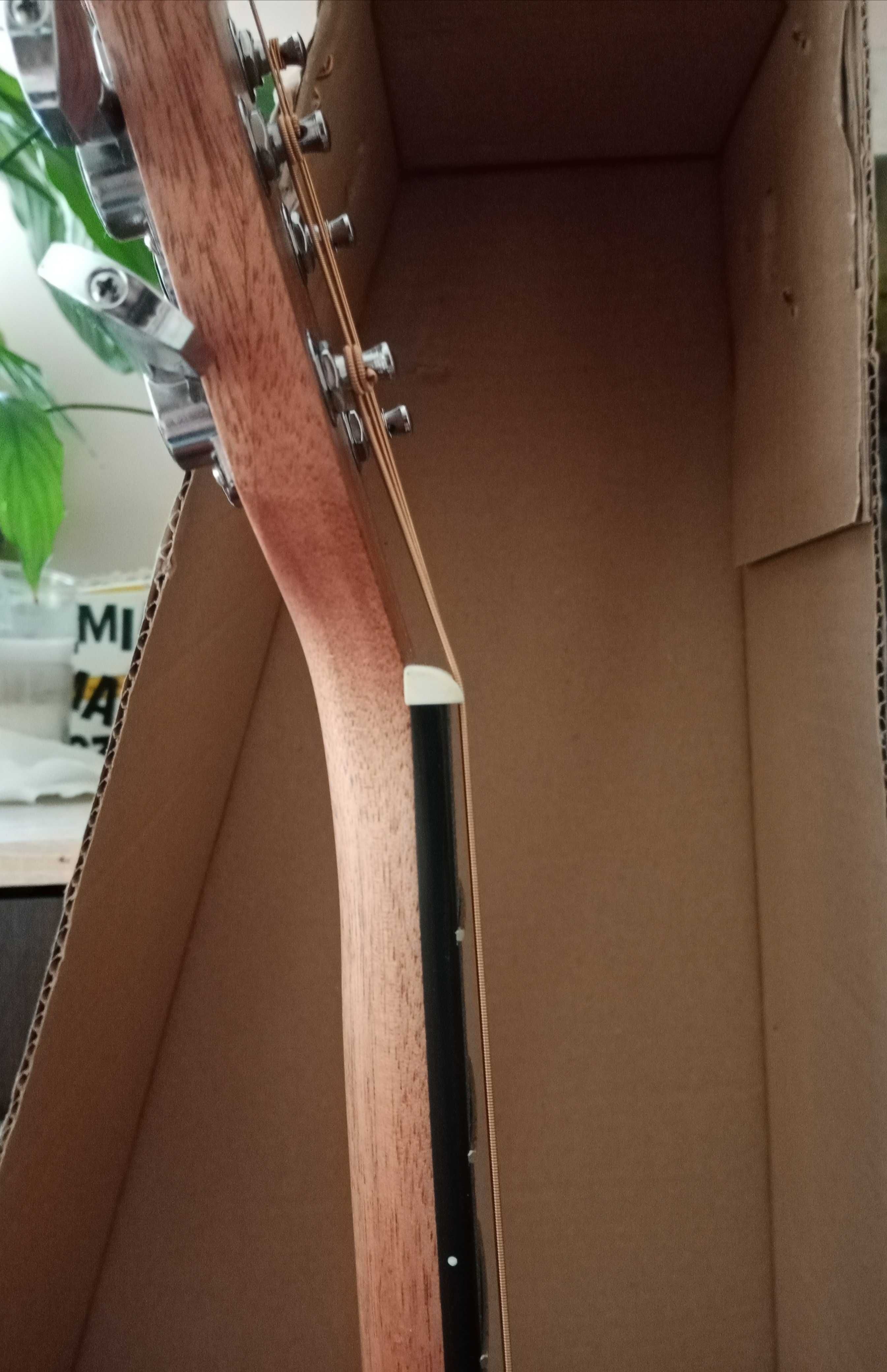 Gitara akustyczna