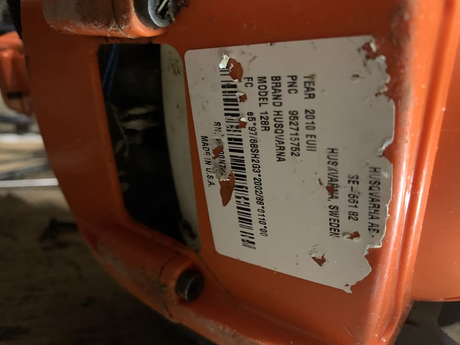 Kosa spalinowa Husqvarna 128r - szczerze poszanowana