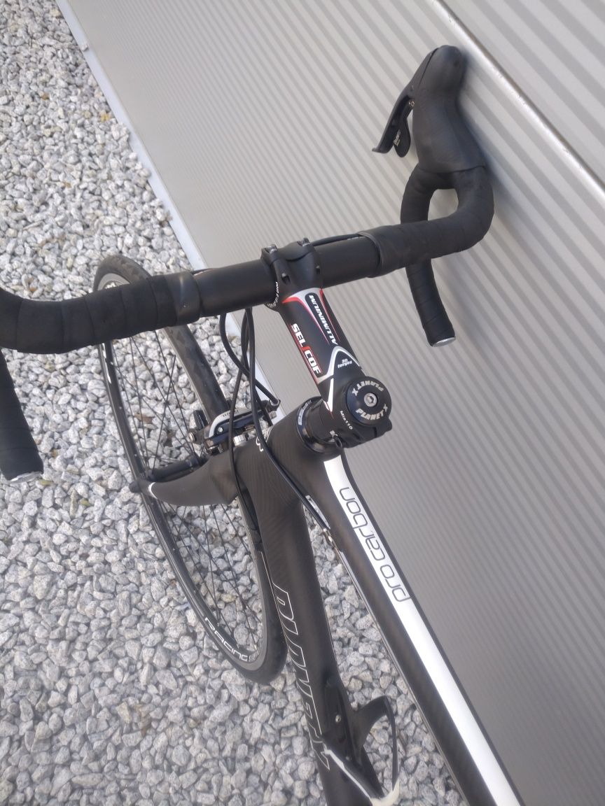 Rower Szosowy Planet X  Pro Carbon SRAM Rival 22 BDB 8.2kg roz 56