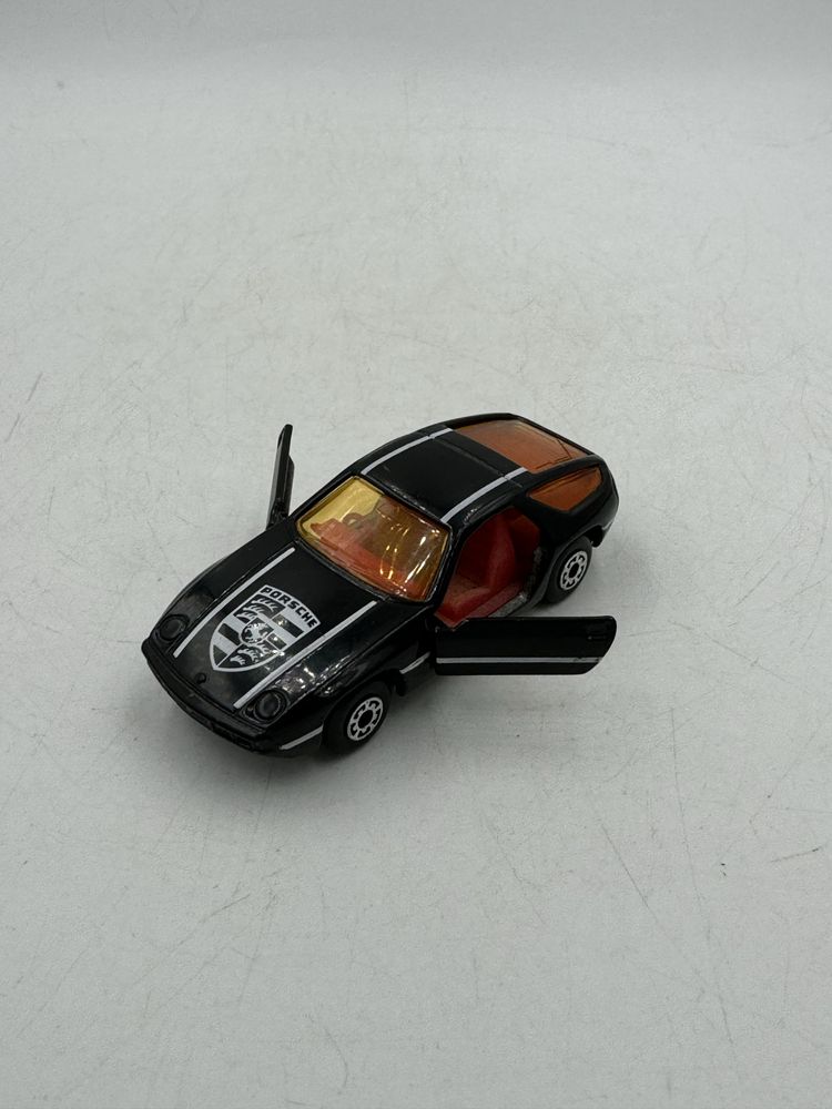 Matchbox Porsche 928 rok 1979 made in macau