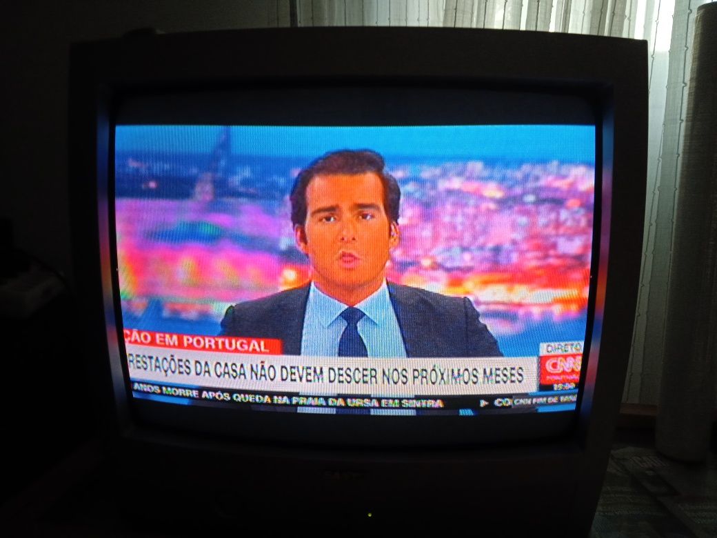 Televisão a cores Sanyo