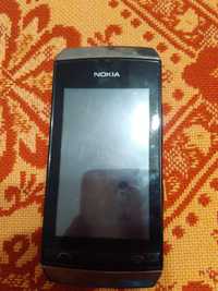 Смартфон Nokia 305