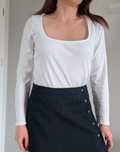 Koszulka top rib River Island biały dekolt karo kwadratowy basic longs