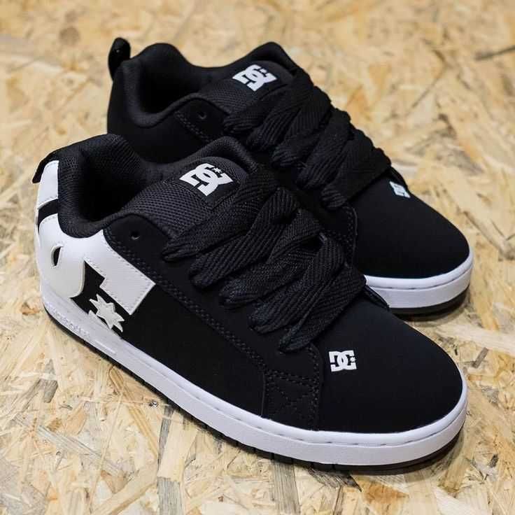 Кросівки Dc Shoes Court Graffik Black / White