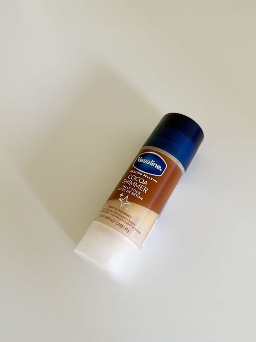 Vaseline Cocoa Shimmer Rozświetlacz