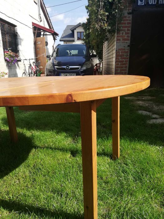 Duży okrągły stół drewniany rozkładany